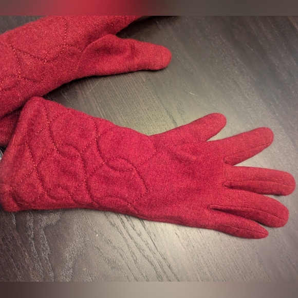 Woman Red Gloves Size Small - Picture 2 of 8